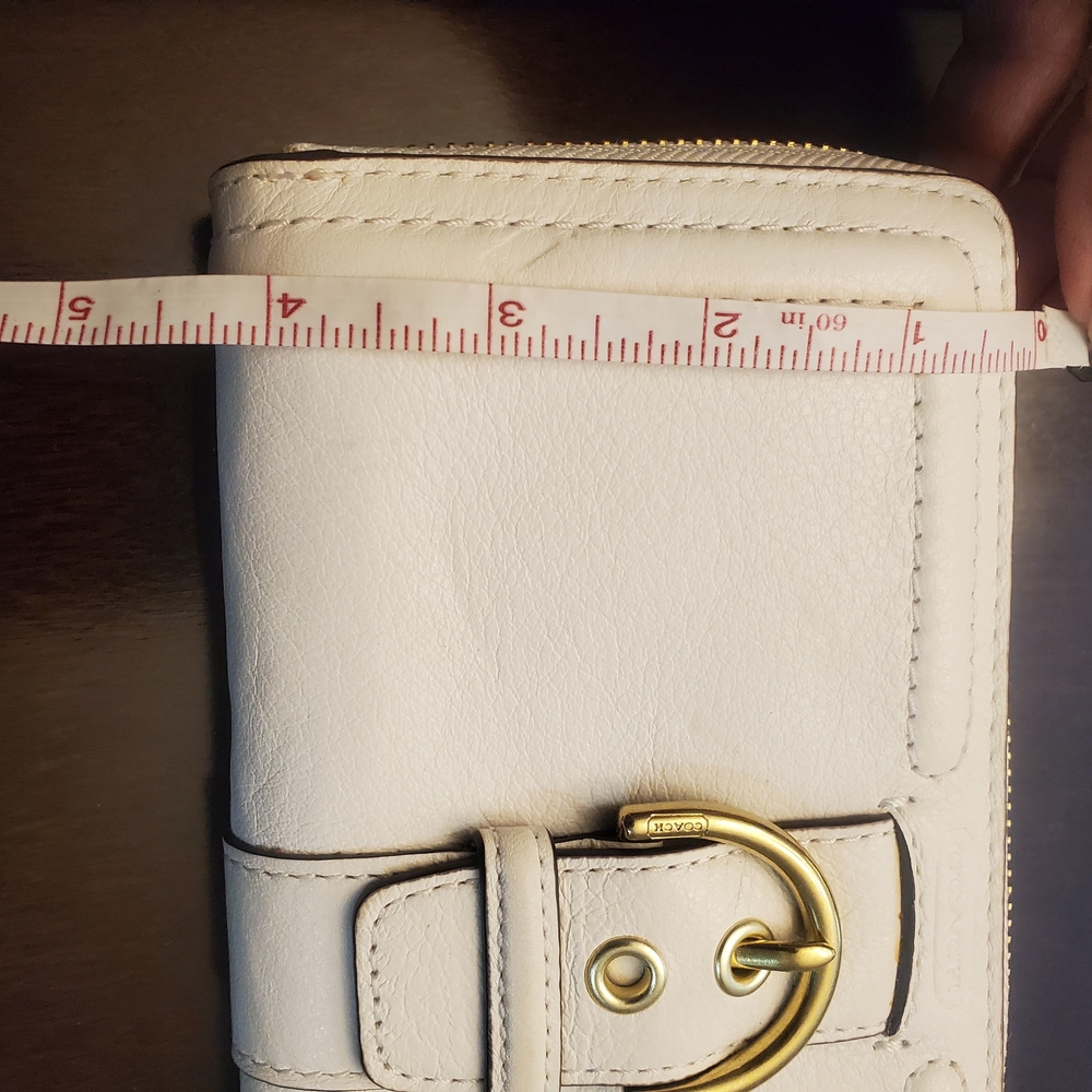 Coach Cream Color Wallet - Picture 7 of 9